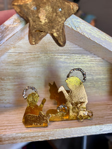 Nativity Silhouette in creche with Gold Star